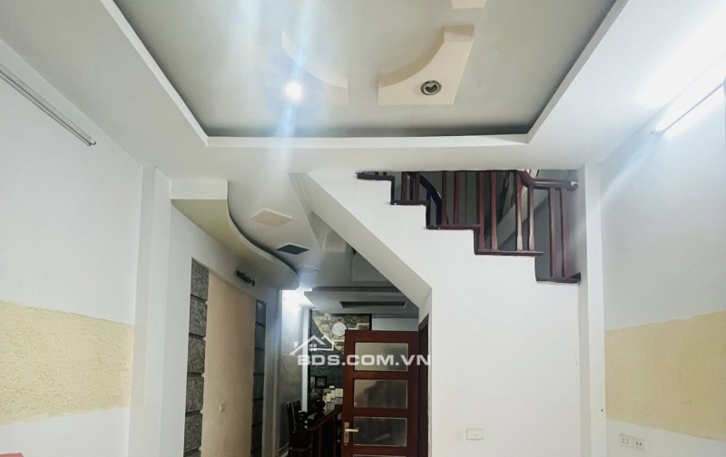 Nhà Yên Hòa - Phân Lô 3 Gác Tránh- 2 Nhà Ra Phố - Ngõ Thông Kinh Doanh
